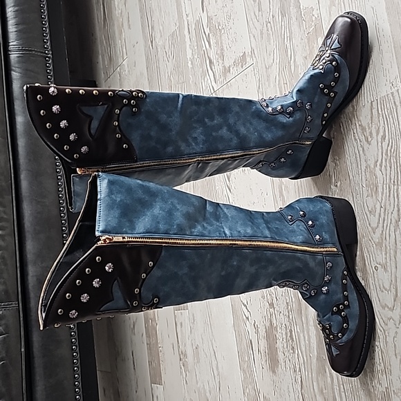 Turquoise Blue & Brown Gold & Silver Studded Knee High Cowgirl Boots w/Tassel. - Picture 5 of 7